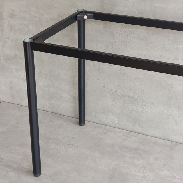 Chân sắt lắp ráp cho bàn 140x60cm hệ OMA lắp ráp HCOM002 Chân sắt lắp ráp cho bàn 140x60cm hệ OMA lắp ráp HCOM002